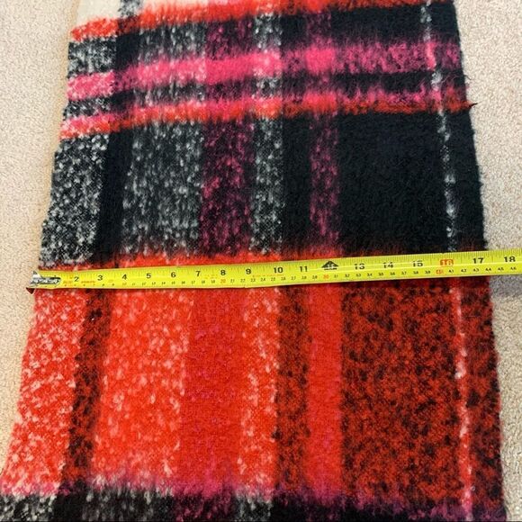 Indigo Black ivory red and pink plaid check blanket scarf - Picture 8 of 9